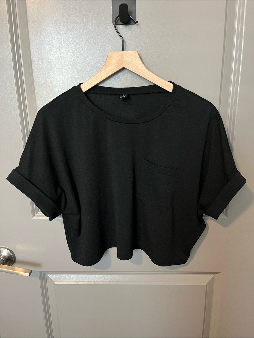 SHEIN Black Boxy Crop Pocket Tee